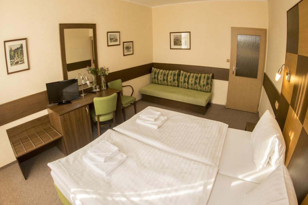 Hotel Karel Iv. Turnov Szoba fotó